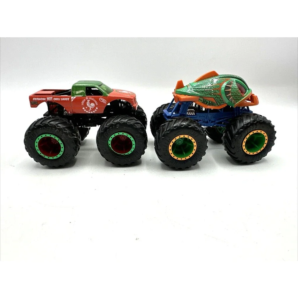 Lot of 2 Mattel Hot Wheels Monster Jam HUY FONG FOODS INC & Piran-Ahhhh Truck